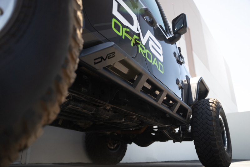 DV8 Offroad 18-23 Jeep Wrangler JL 4 Door FS-15 Series Rock Sliders - Image 10
