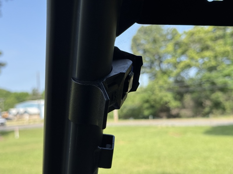 Seizmik 25+ CFMoto UForce 1000/ 1000 XL Toolless Windshield-UV - Image 5