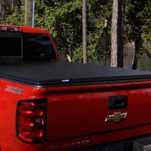 Lund 15-17 Chevy Colorado Fleetside (6ft. Bed) Hard Fold Tonneau Cover - Black