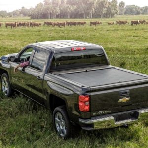 Roll-N-Lock 17-19 Ford F-250/F-350 Super Duty SB 80-9/16in M-Series Retractable Tonneau Cover