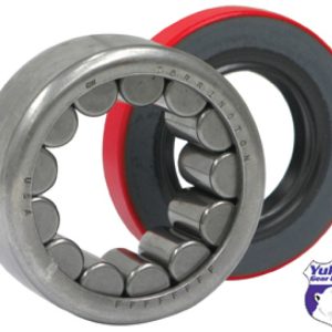 Yukon Gear R1559TV Axle Bearing and Seal Kit / Torringtonbrand / 2.530in OD / 1.620in ID