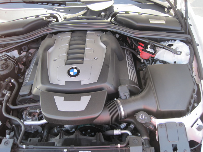 K&N 04 BMW 545i 4.4L V8 Drop In Air Filter - Image 6