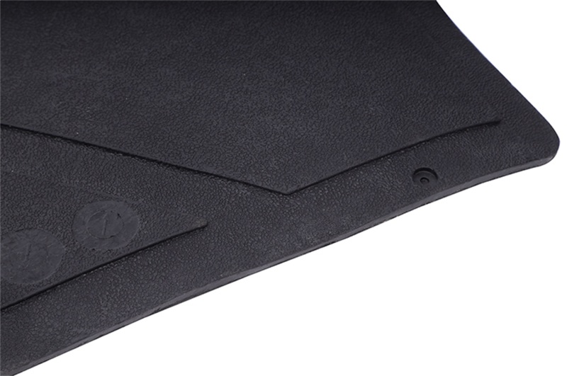 Dee Zee Universal Tailgate Mat - Full Size/Universal (X Pattern) - Image 4