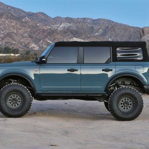 Fabtech 21-24 Ford Bronco 5in Lift System - Component Box 1