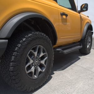 Go Rhino 2021+ Ford Bronco Dominator Extreme D1 Side Steps w/Brackets - Textured Black