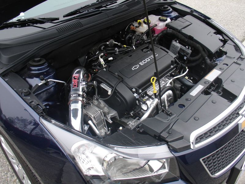 Injen 11-13 Chevrolet Cruze 1.8L 4cyl Polished Cold Air Intake - Image 3