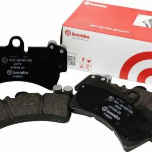 Brembo 01-07 Toyota Highlander Front Premium NAO Ceramic OE Equivalent Pad