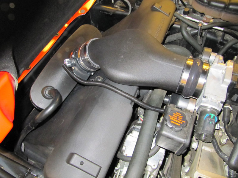 Airaid 01-04 Corvette C5 CAD Intake System w/ Tube (Dry / Red Media) - Image 3